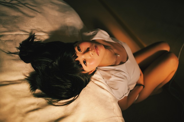 なぜ女装メイクは崩れやすいのか